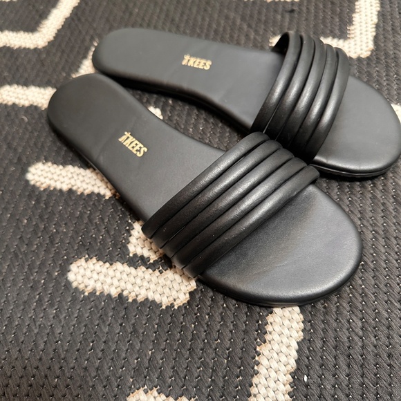 TKEES Serena | Size 9 - Picture 1 of 5